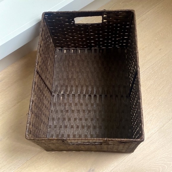Woven Storage Basket with handles in brown - Picture 3 of 5